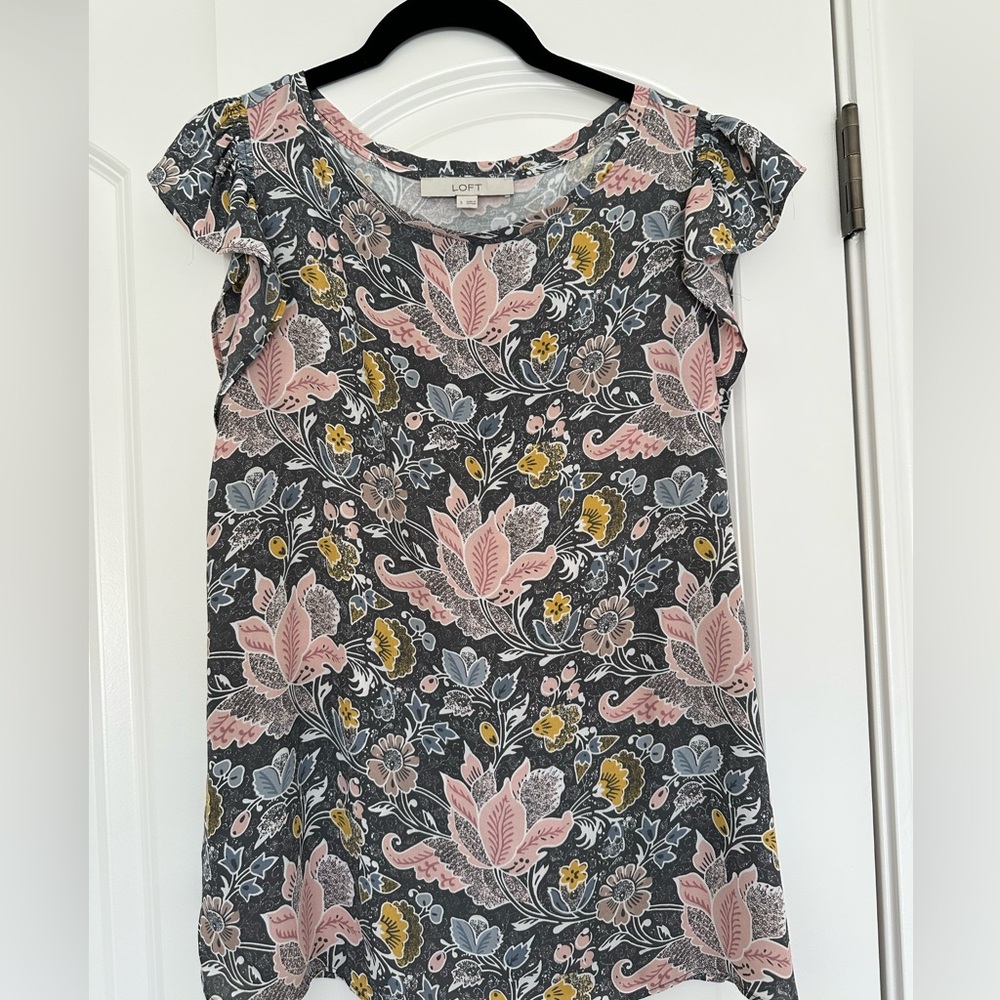 Loft mixed media shell size S